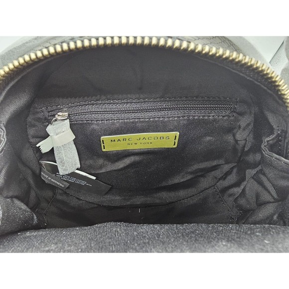 Marc Jacobs Snakeskin Embossed Leather Circle Crossbody Bag New GL0237621 - Picture 11 of 16